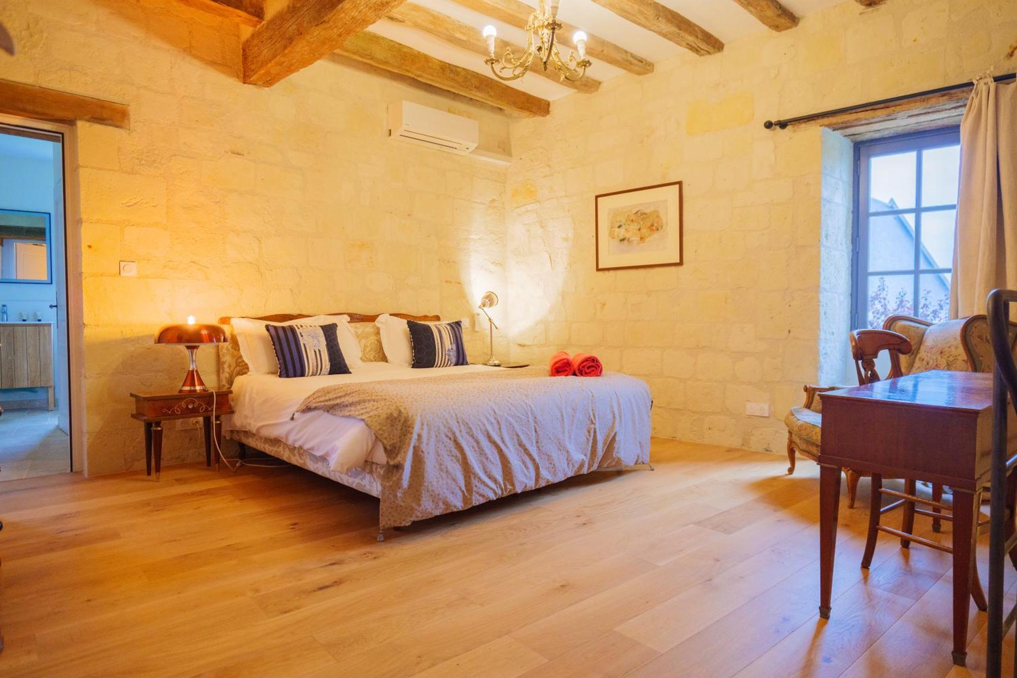 Couette-café Le Château De Candes, Les Chambres, La Tour, Les